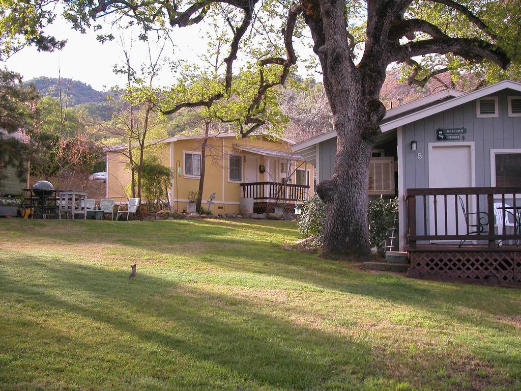 Sequoia Motel Три-Риверс Экстерьер фото